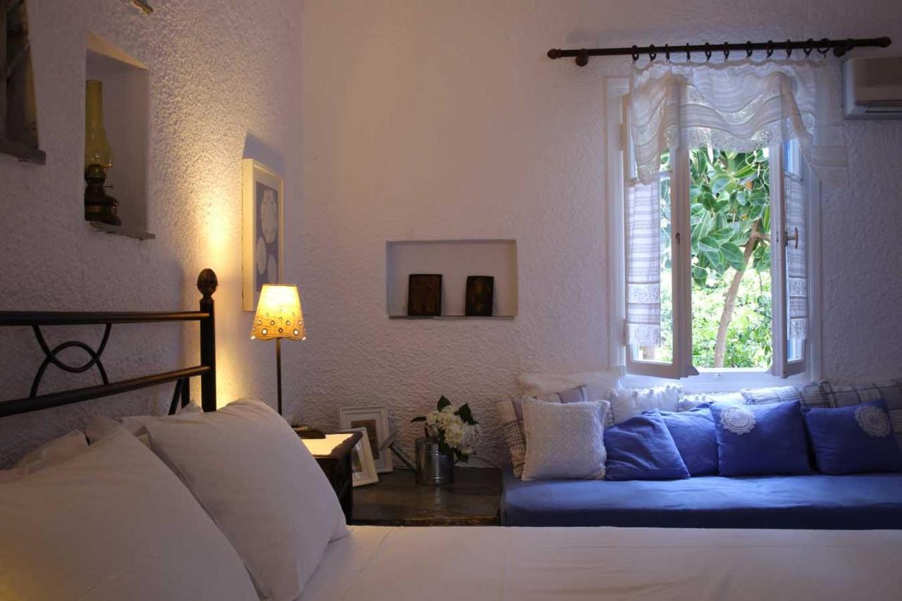 Aparthotel Saint Louis Ándros Exterior foto