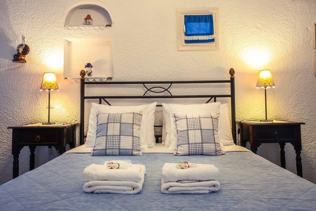 Aparthotel Saint Louis Ándros Exterior foto