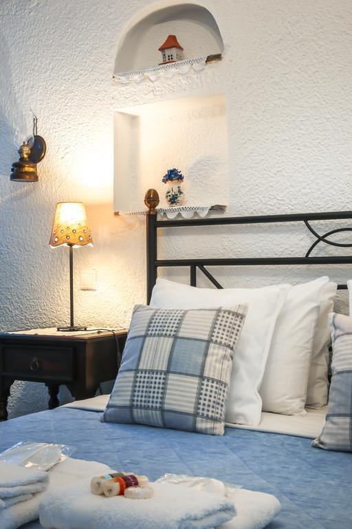 Aparthotel Saint Louis Ándros Exterior foto