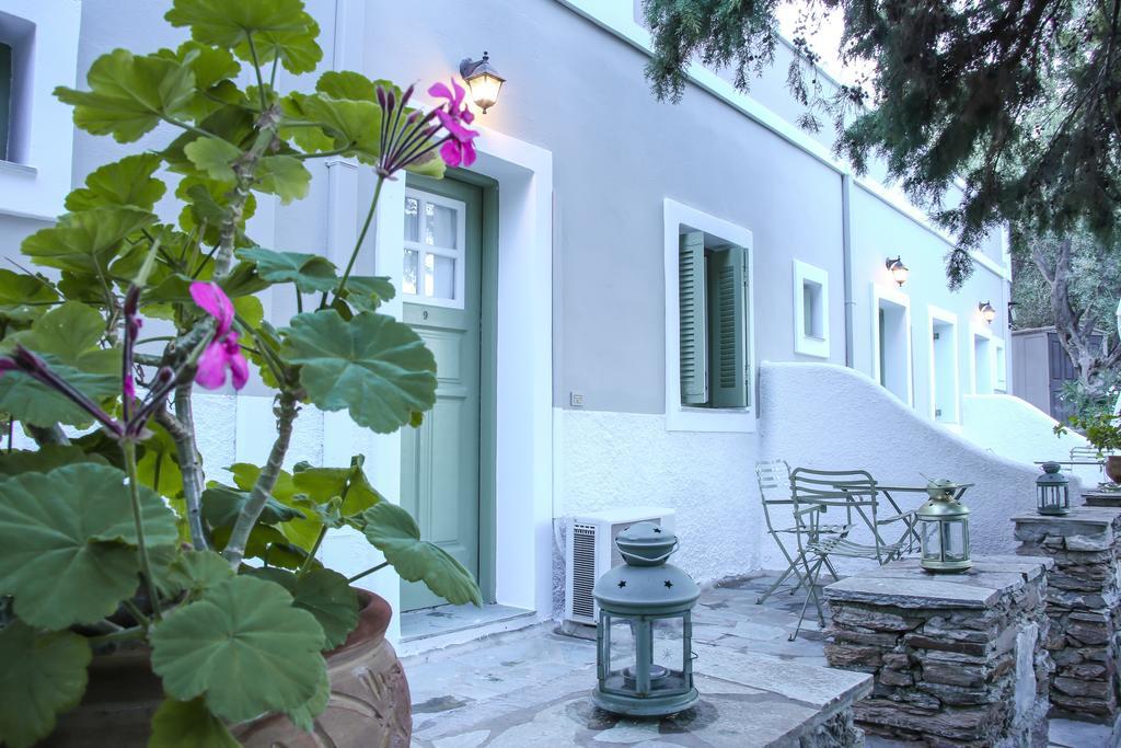 Aparthotel Saint Louis Ándros Exterior foto